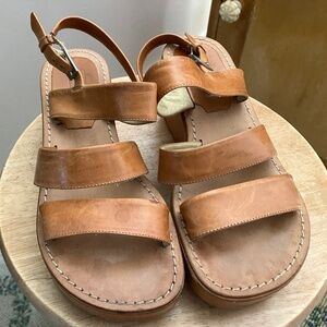 Vintage Coach platform sandals, size 6 1/2 B